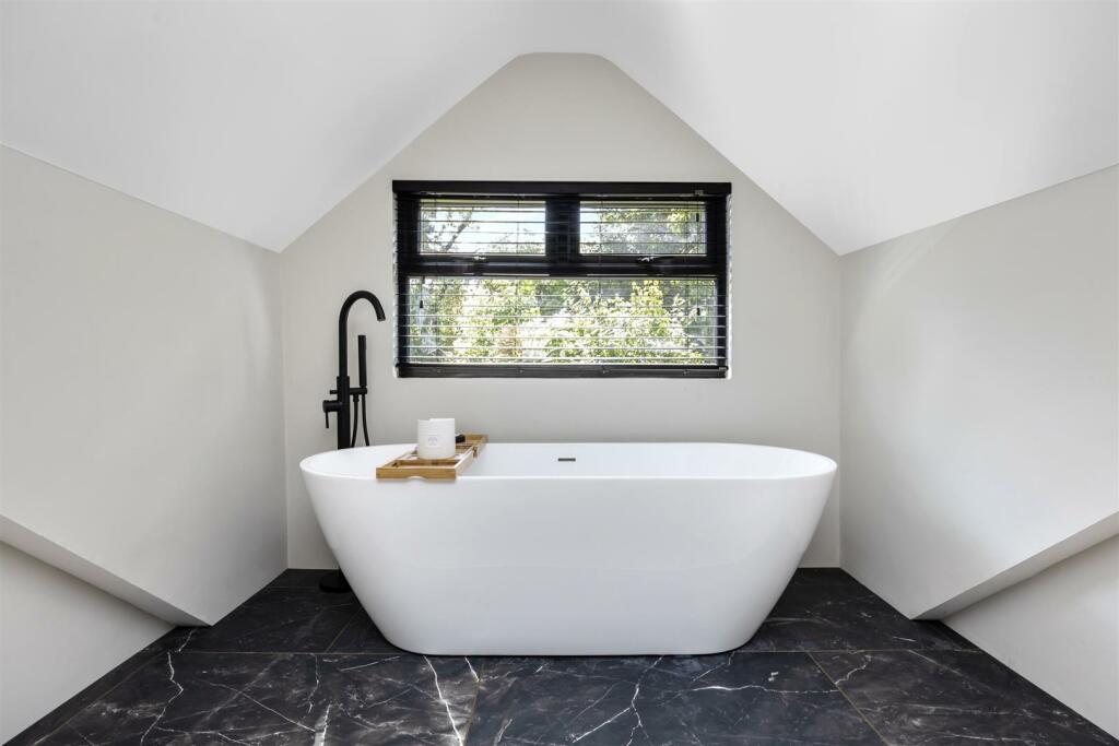Additional property image - Aldsworth Avenue, Goring-By-Sea, Worthing