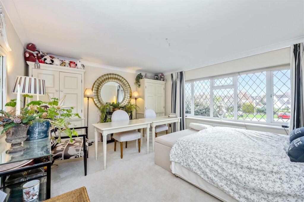 Additional property image - Ashurst Close, Goring-By-Sea