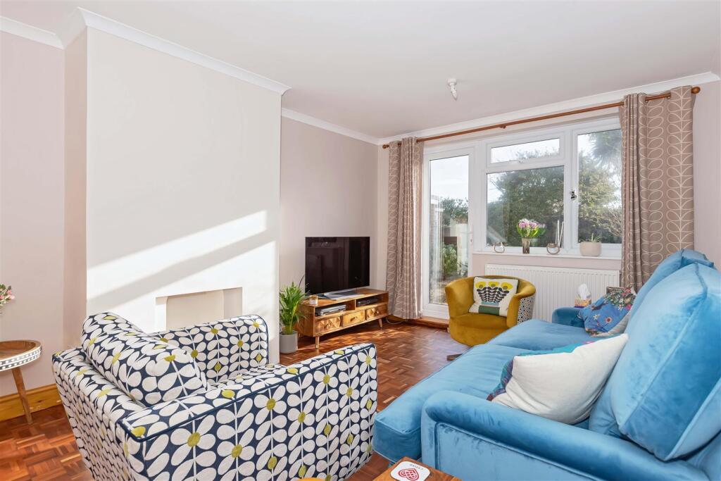 Additional property image - Doone End, Ferring