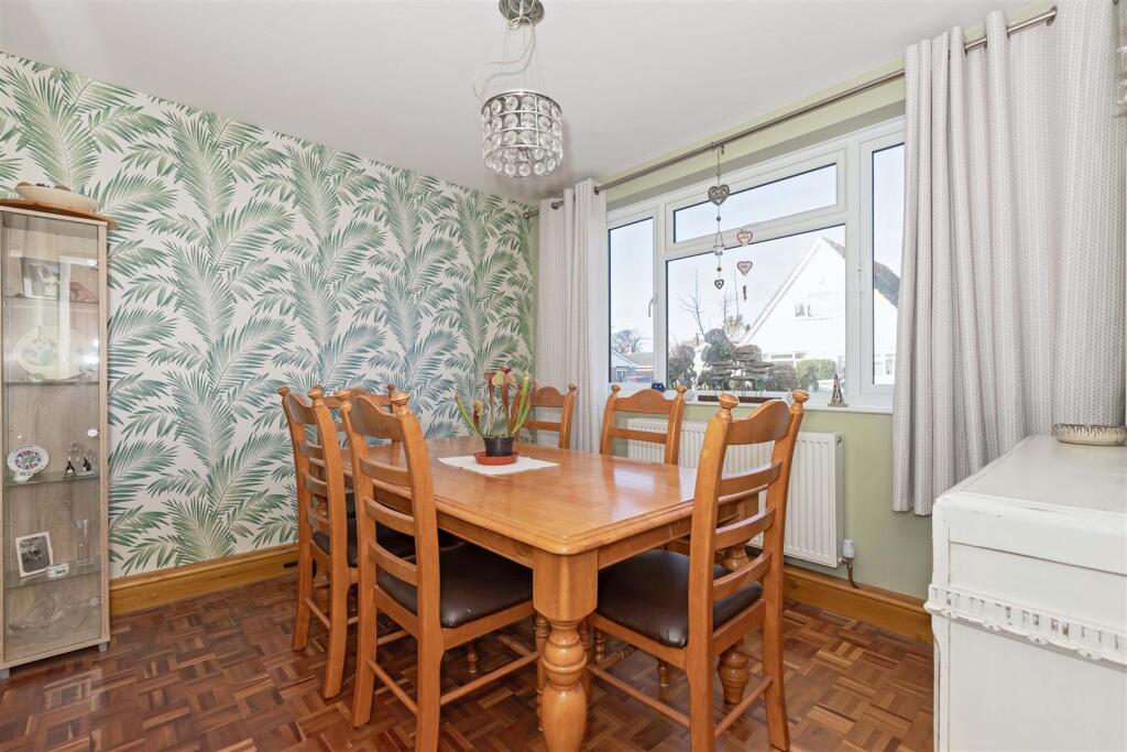 Additional property image - Doone End, Ferring