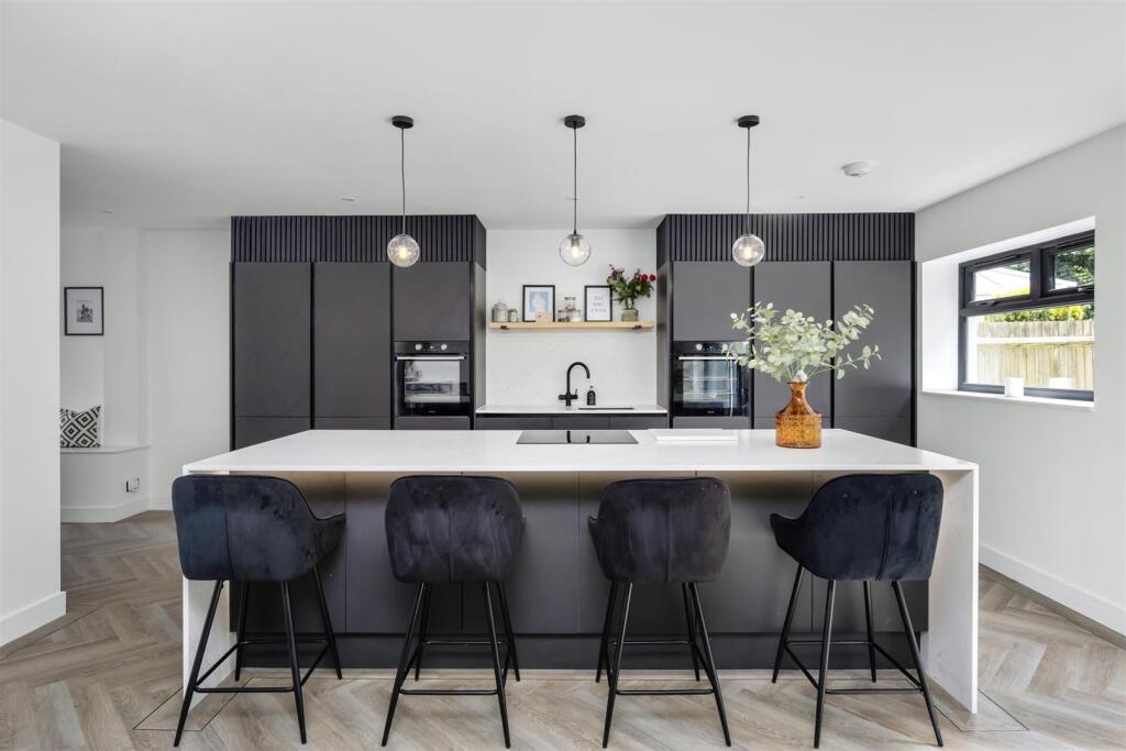 Additional image 19 of Aldsworth Avenue, Goring-By-Sea, Worthing