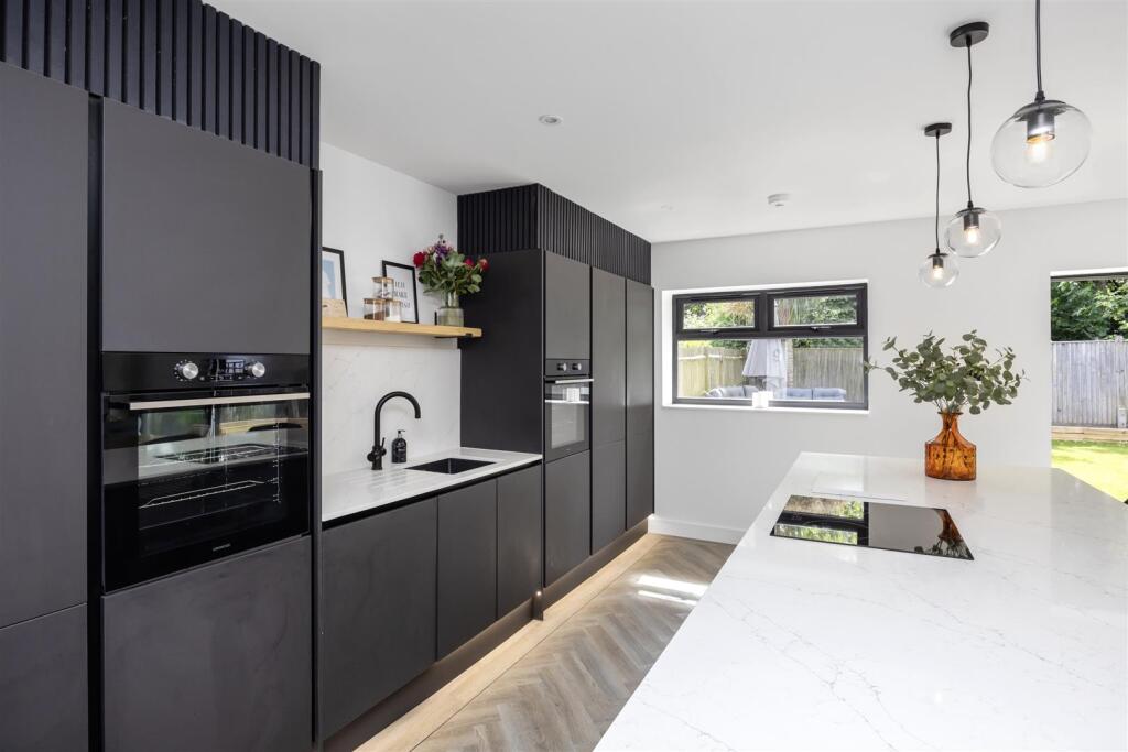 Additional image 20 of Aldsworth Avenue, Goring-By-Sea, Worthing