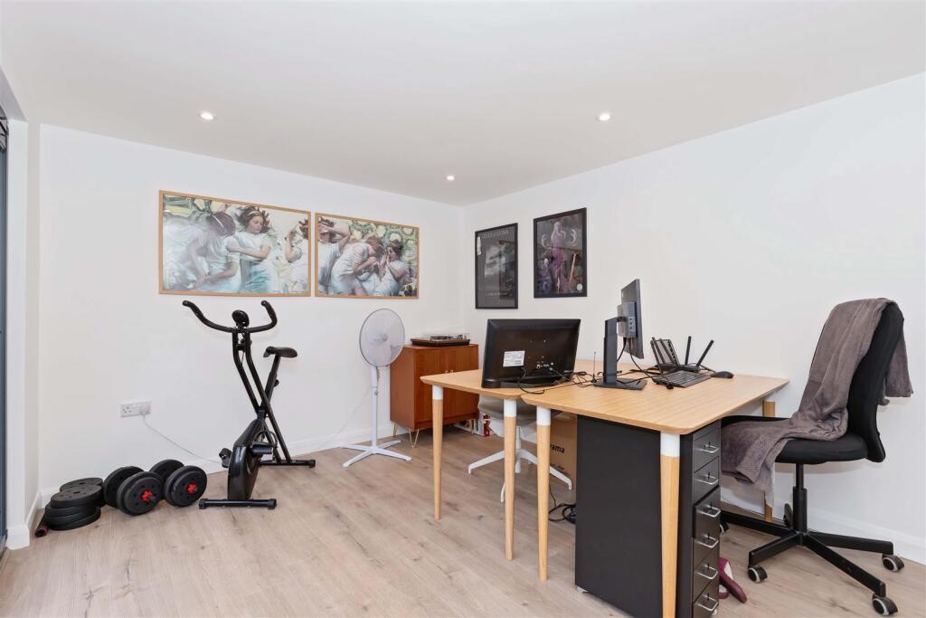 Additional image 15 of Lobelia Drive, Worthing