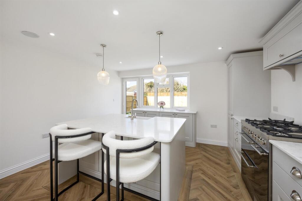 Additional image 3 of North Avenue, Goring-By-Sea, Worthing