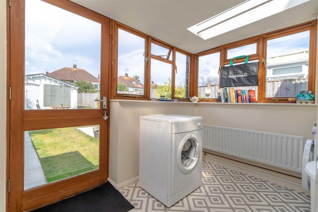 Additional image 3 of Sunny Close, Goring-By-Sea, Worthing