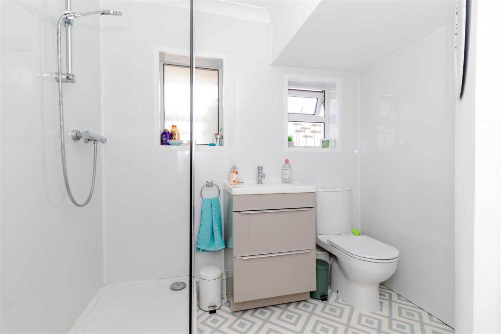 Additional image 9 of Sunny Close, Goring-By-Sea, Worthing