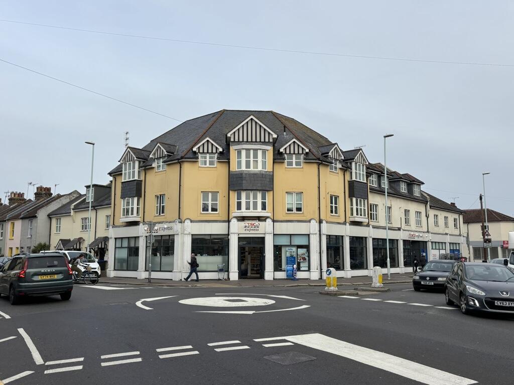 Main image of property: Warners Parade, 1-5 South Farm Road, Worthing, West Sussex, BN14 7GA