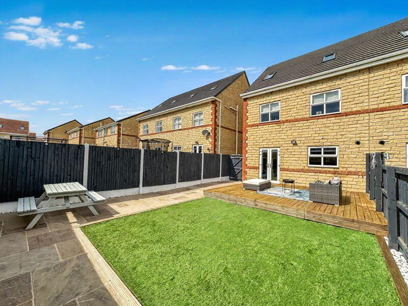 Main image of property: Hawthorn Way, Pontefract