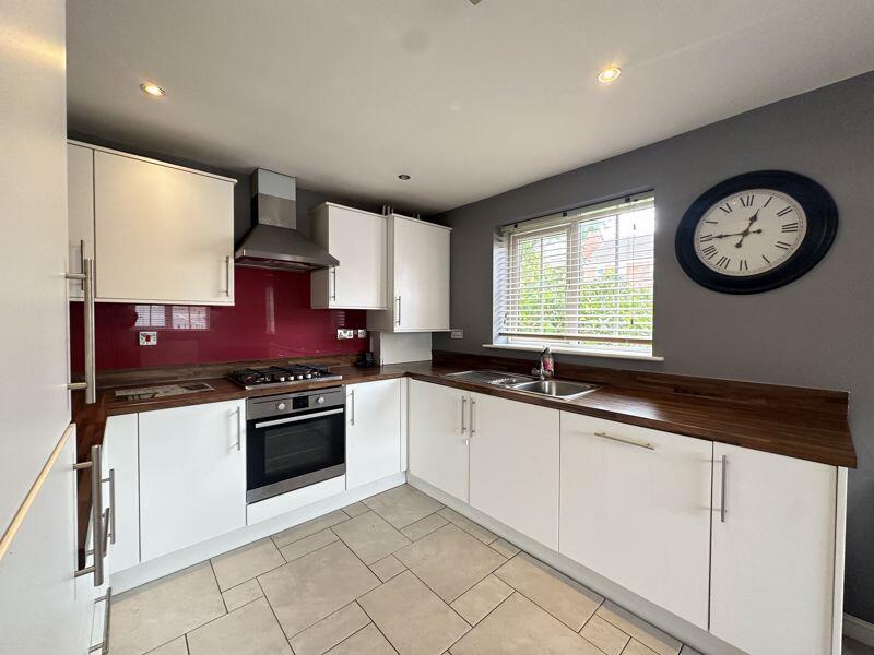 Main image of property: Holme Farm Way, Pontefract