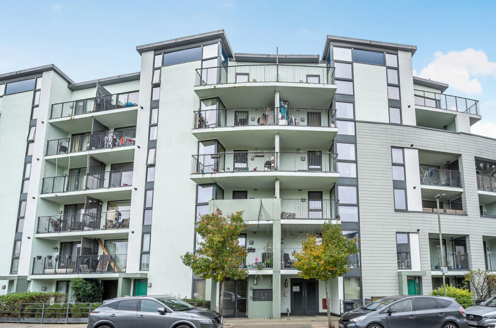 Main image of property: 3 Heybourne Crescent, London, NW9