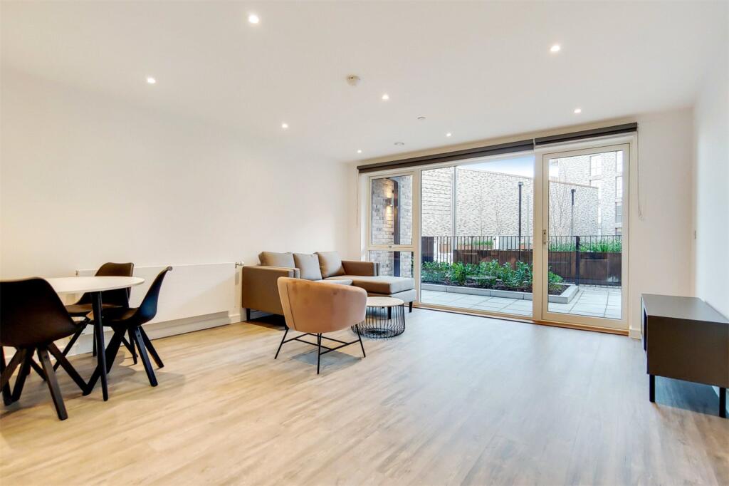 Main image of property: 6 Fresh Wharf Road, Barking, Essex, IG11