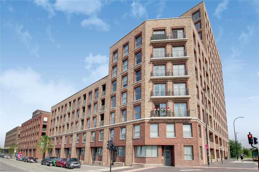 Main image of property: 37 Atlantis Avenue, London, E16