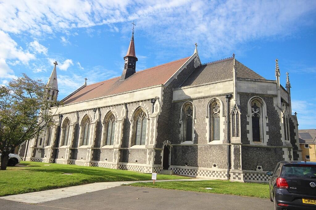 Additional property image - Bunstone Hall, Dartford