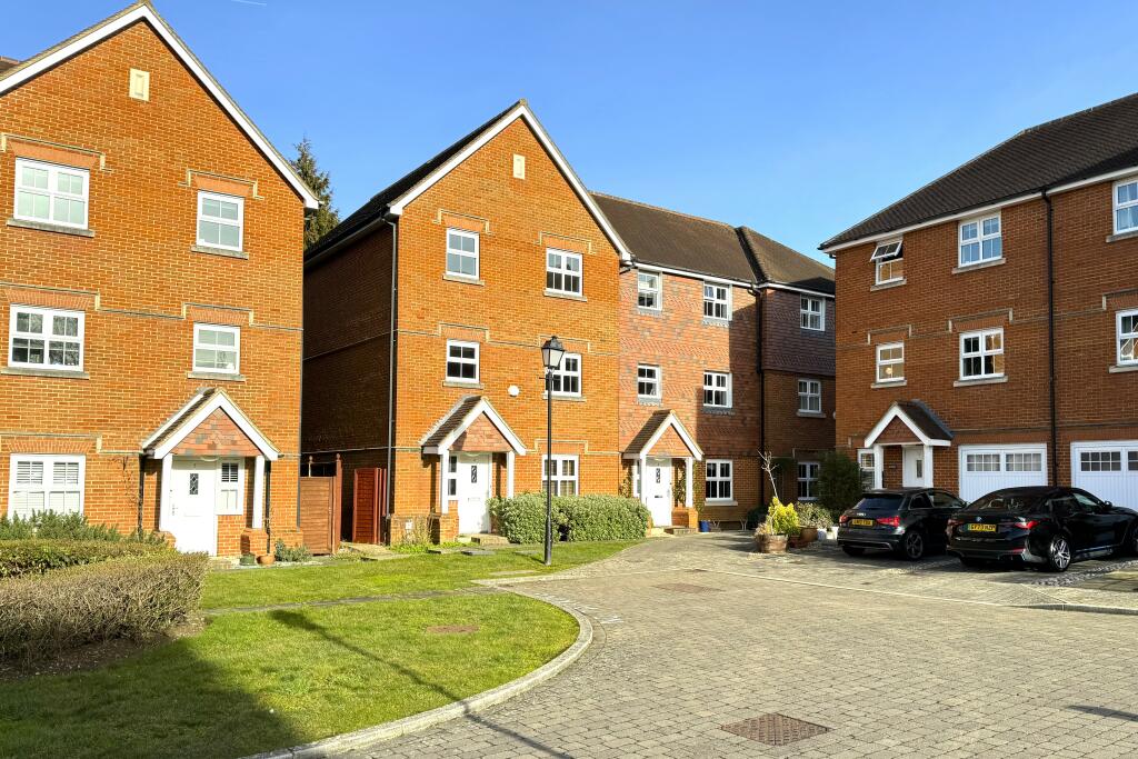 Main image of property: Fitzroy Place, Reigate