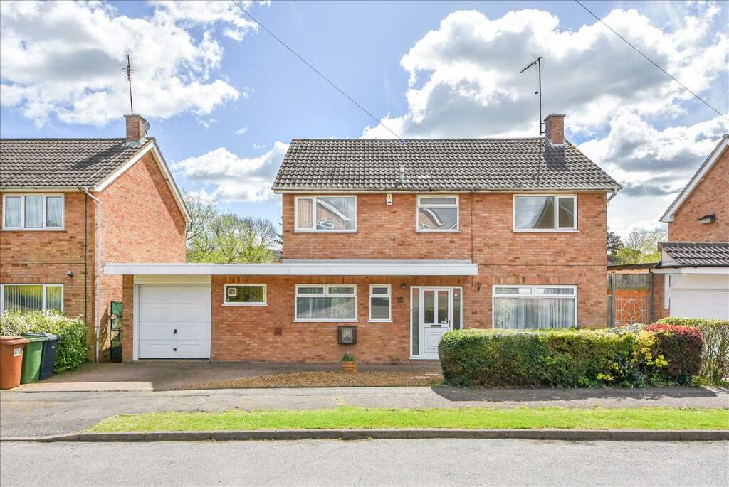 Main image of property: Abbots Way, Wellingborough, NN8 2AG