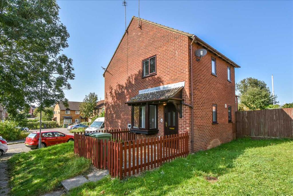 Main image of property: Senwick Drive, Wellingborough, NN8 1RX