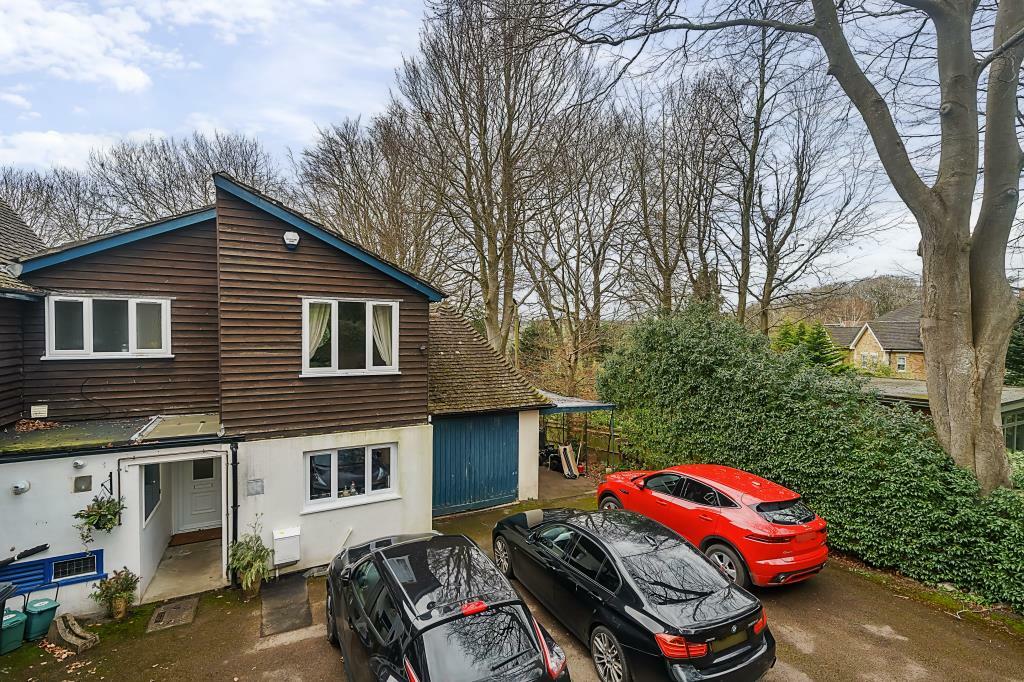 3 bedroom semi-detached house for rent in Cumnor Hill, Oxford, OX2
