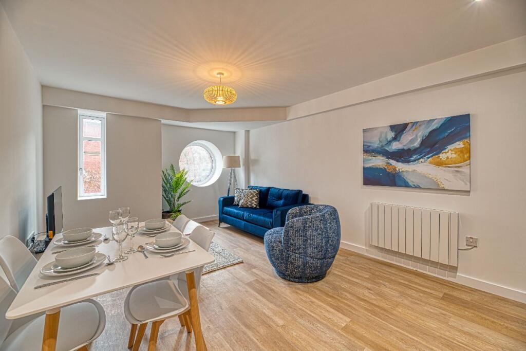Main image of property: 1- bed Apartment - Alexandra House - Stockport