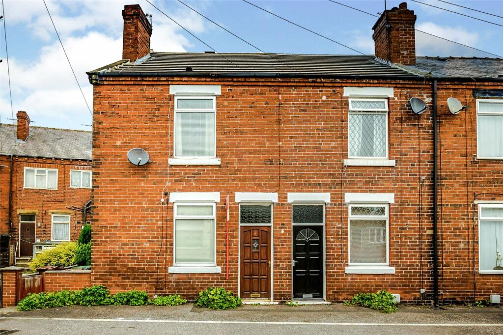 2 bedroom end of terrace house for sale in Durkar Low Lane, Durkar