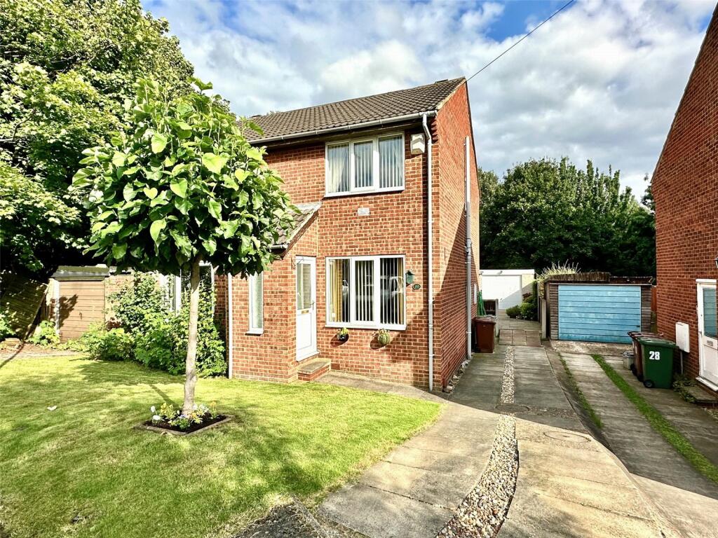 Main image of property: Aspen Close, Wakefield, West Yorkshire, WF2
