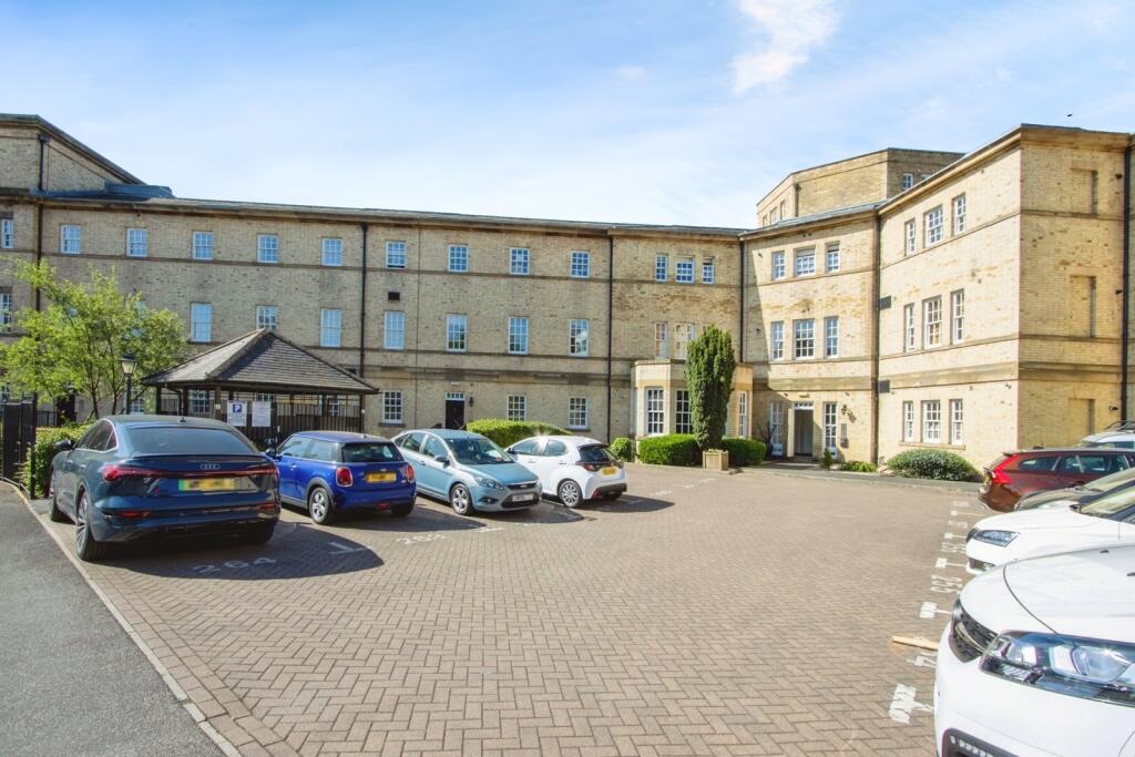 Main image of property: Tuke Grove, Wakefield, West Yorkshire, WF1