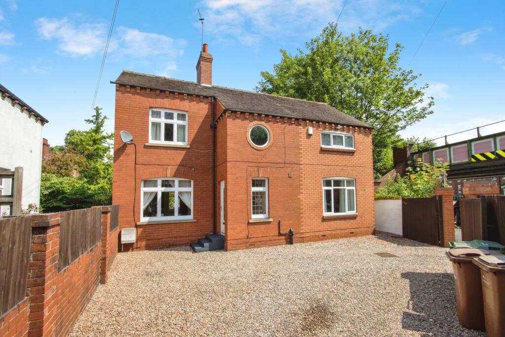 Main image of property: Thornes Lane, Wakefield, West Yorkshire, WF2