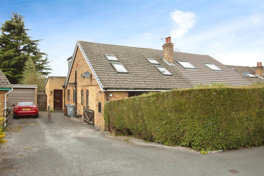 Main image of property: St. Marys Close, Tingley, Wakefield, West Yorkshire, WF3