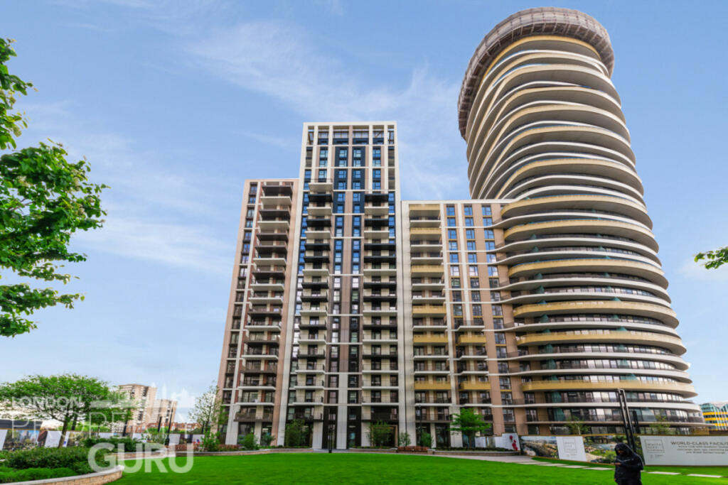 2 bedroom apartment for sale in White City Living, London, W12