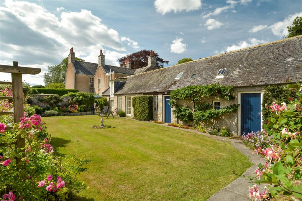 5 bedroom detached house for sale in Glenecht, Echt, Westhill