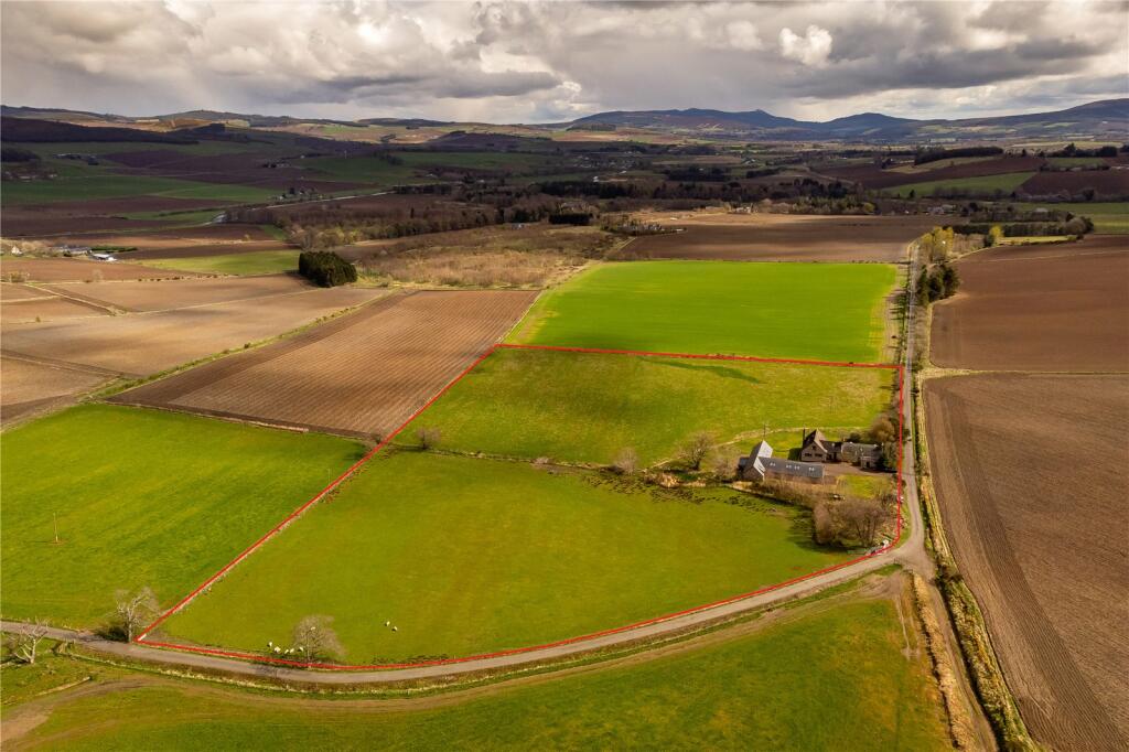 Additional property image - Reekie Farm, Alford, Aberdeenshire, AB33