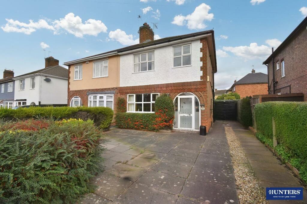 3 bedroom semidetached house for sale in Aylestone Lane, Wigston, LE18
