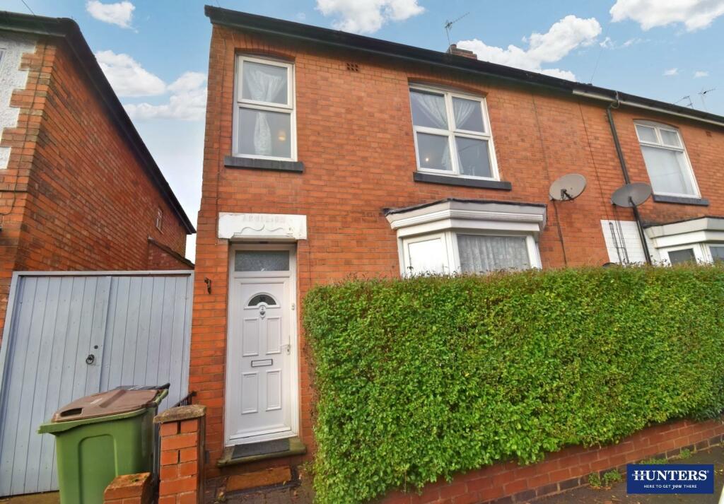 3 bedroom end of terrace house for sale in Pullman Road, Wigston, LE18