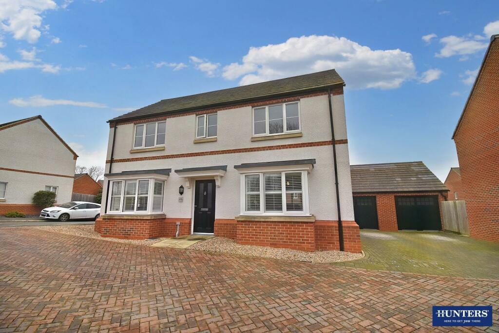 4 bedroom detached house for sale in Welford Road, Wigston, LE18