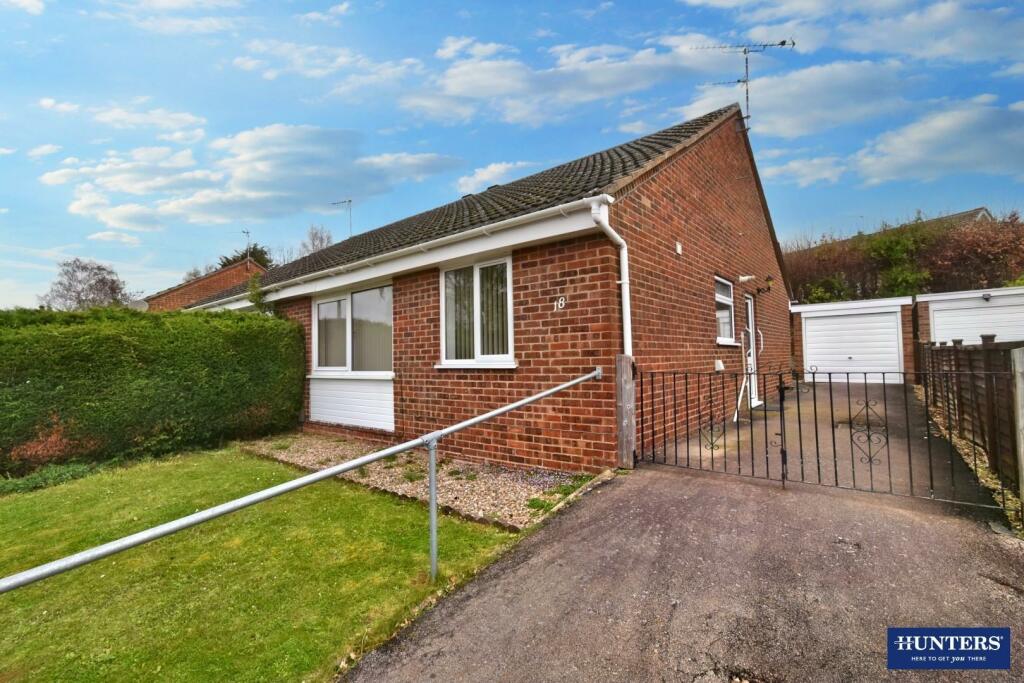 2 bedroom semi-detached bungalow for sale in Derwent Walk, Oadby, Leicester, LE2