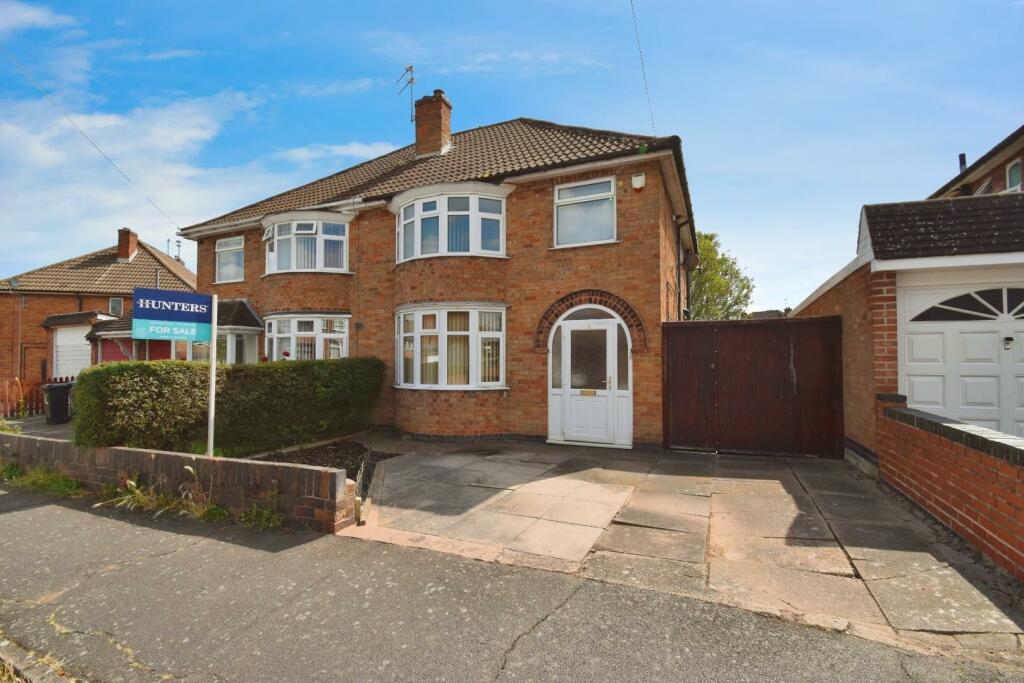 3 Bedroom Semi Detached House For Sale In Ashbourne Road Wigston Le18