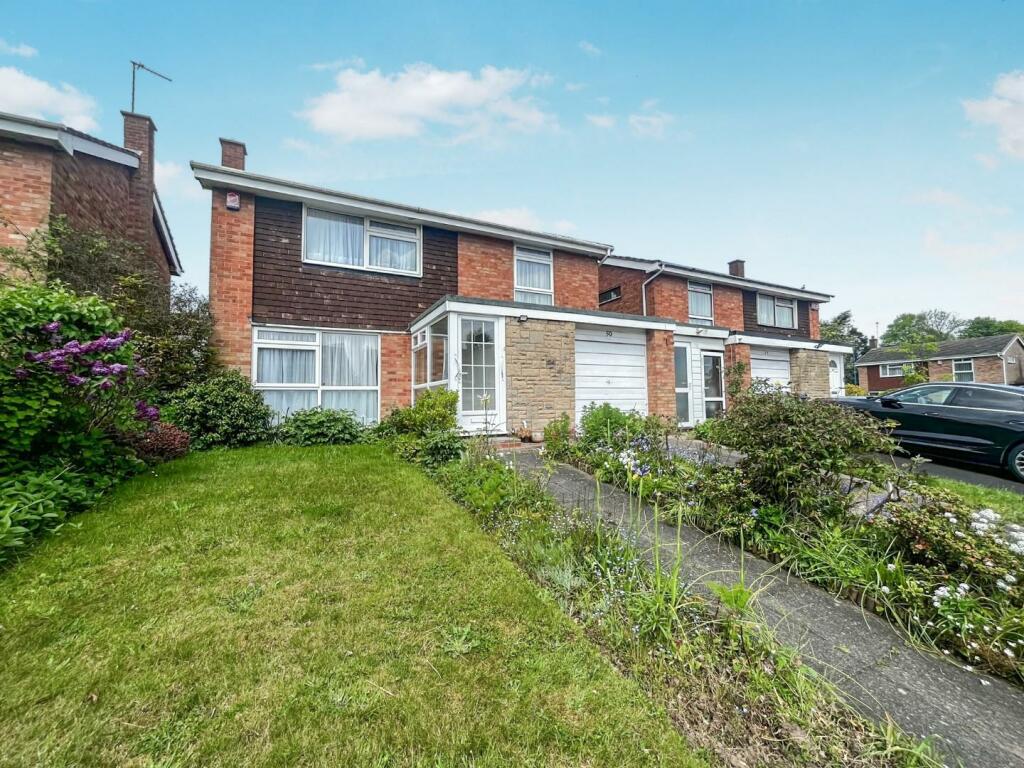 3 bedroom detached house for sale in Hunstanton Avenue, Birmingham, B17