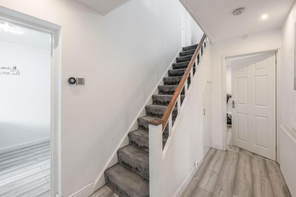Additional property image - The Close, Harborne, Birmingham, B17 8TU
