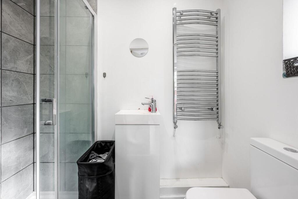 Additional property image - The Close, Harborne, Birmingham, B17 8TU