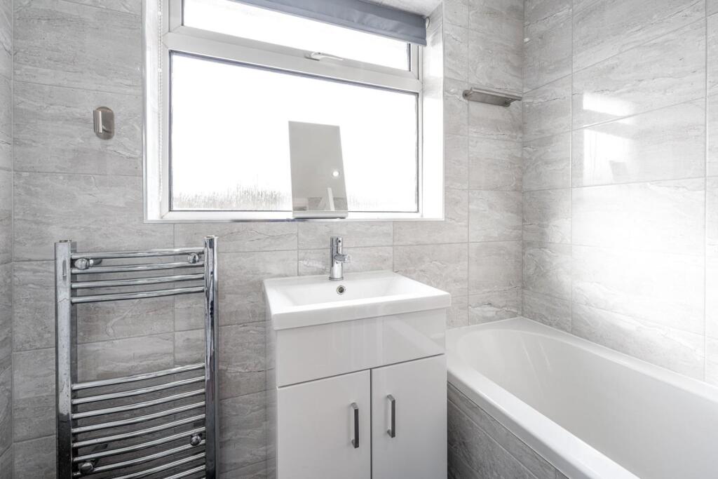Additional property image - The Close, Harborne, Birmingham, B17 8TU