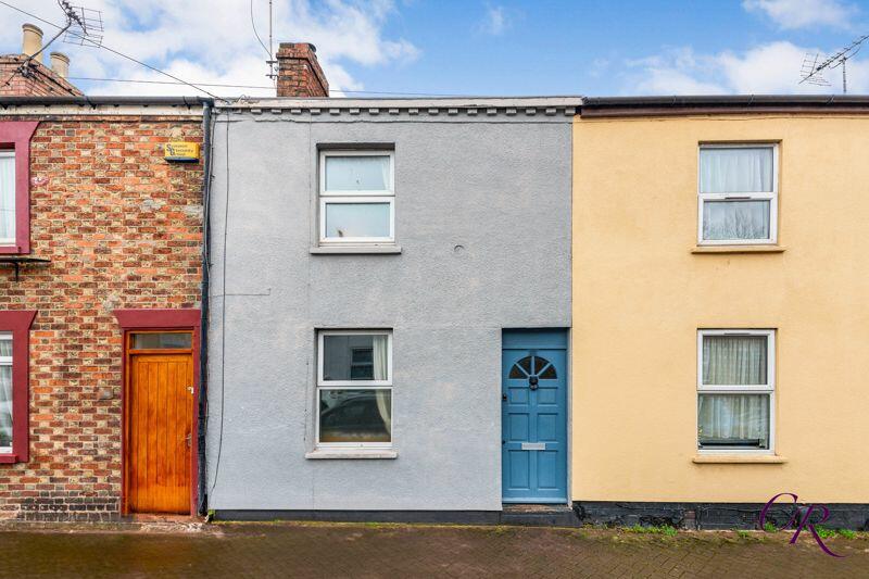 2 bedroom terraced house for sale in Charles Street, Town Centre, GL51