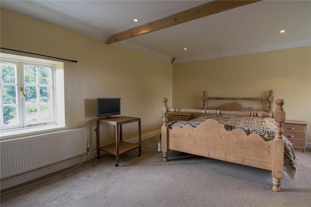 Equestrian facility for sale in Muckton, Louth, Lincolnshire, LN11