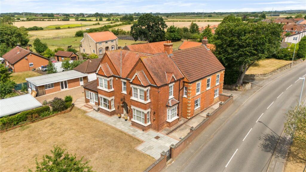 Main image of property: Messingham Road, Scotter, North Lincolnshire, DN21