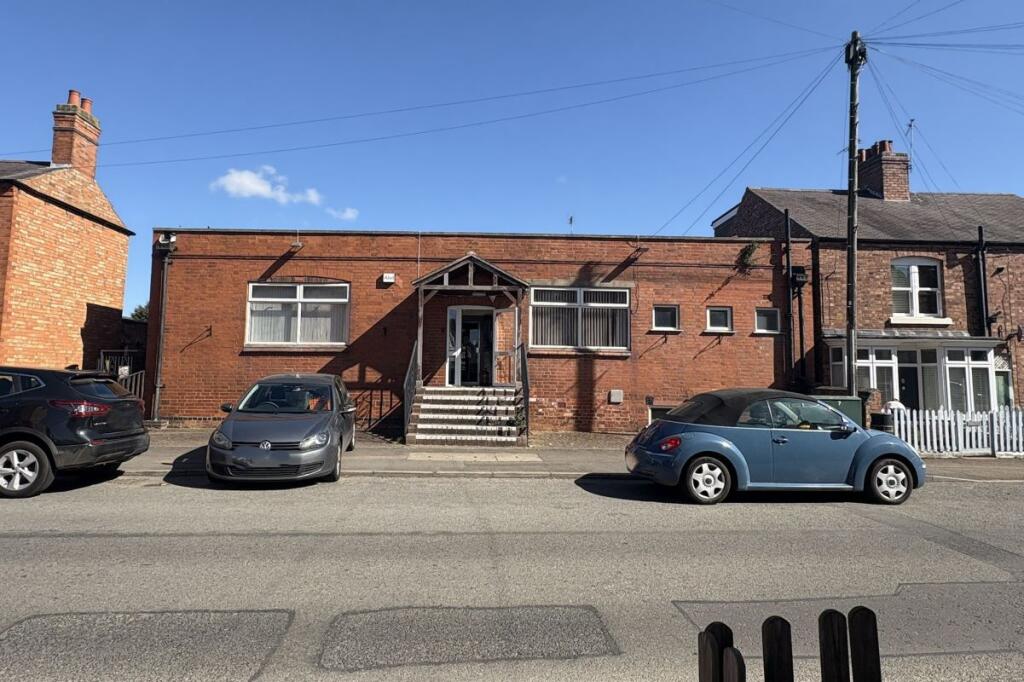 Main image of property: Former Kibworth Working Men's Club, 47 Fleckney Road, Kibworth Beauchamp, Leicester, Leicestershire, LE8 0HF