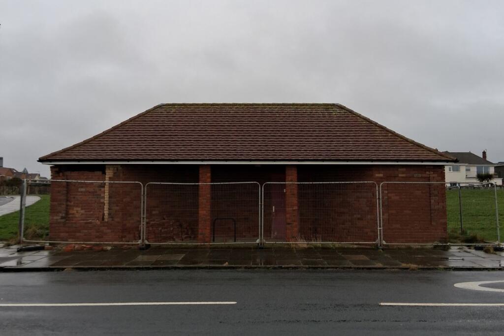 Main image of property: Bennets Lane Former Public Conveniences, Dovepoint Common, Meols Parade, Meols, Wirral, CH47 7AU