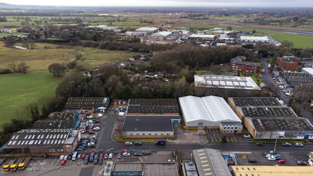 Warehouse to lease in Poynton Industrial Estate, Third Avenue, Manchester SK12 1ND, SK12