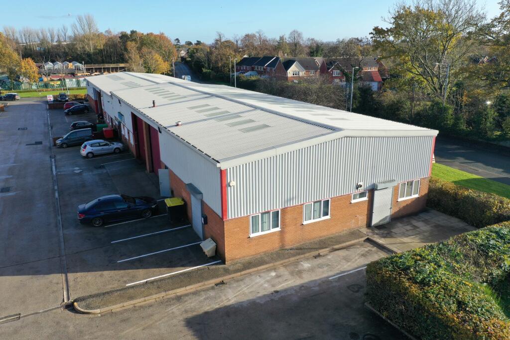 Warehouse to lease in Llay Road Industrial Estate, Wrexham. LL12 0TU, LL12