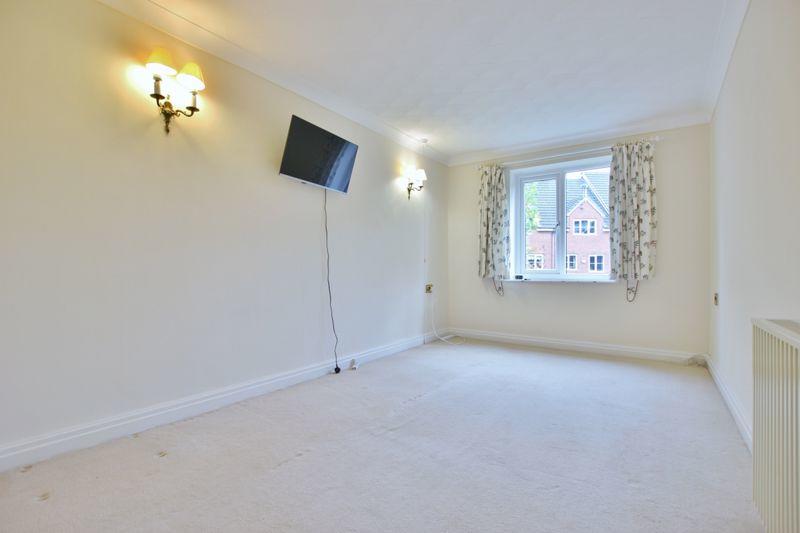 1 bedroom retirement property for sale in Hesslewell Court, Heswall