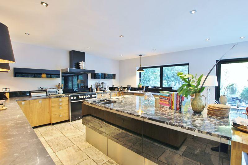 Additional property image - Tower Road North, Heswall, Wirral