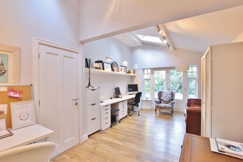 Additional property image - Tower Road North, Heswall, Wirral