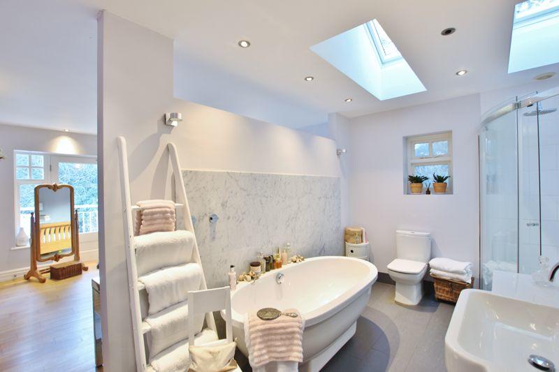 Additional property image - Tower Road North, Heswall, Wirral
